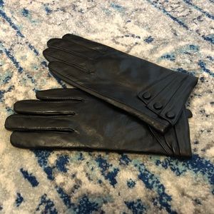 NWOT Genuine Leather Black Gloves